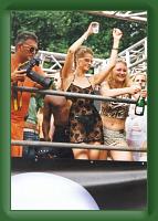 Berlin-LoveParade-2003-36 * 413 x 600 * (41KB)
